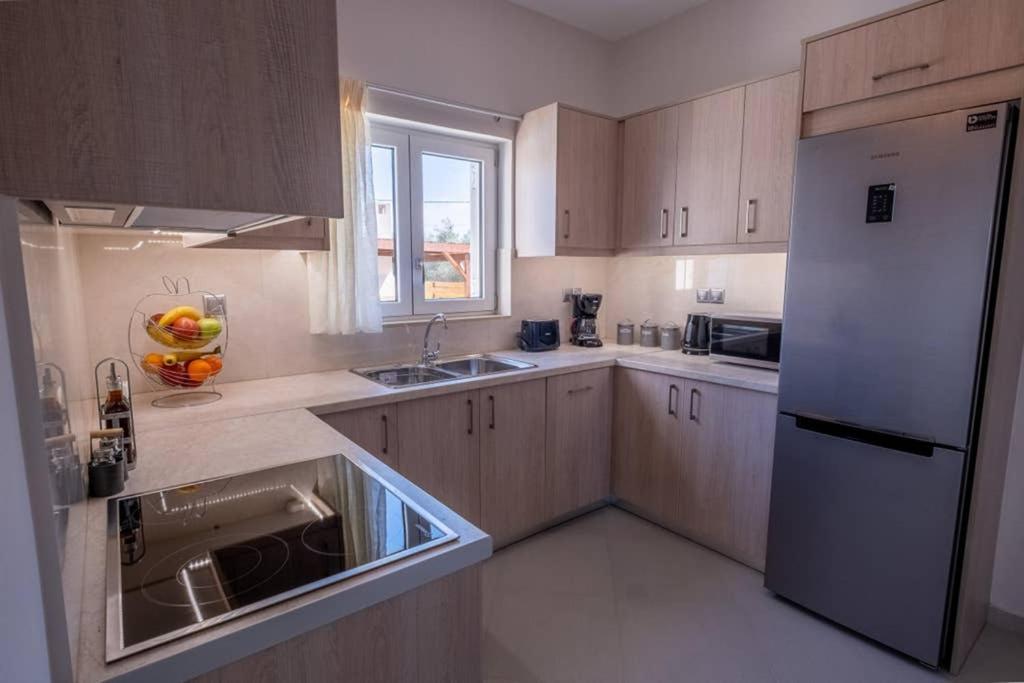 Prinos Oasis Twin Villas II エクステリア 写真